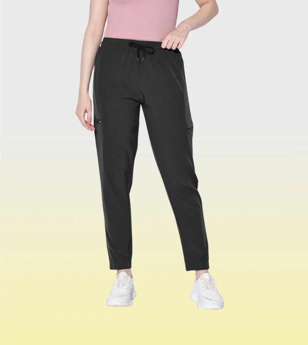 Women Travel Joggers™