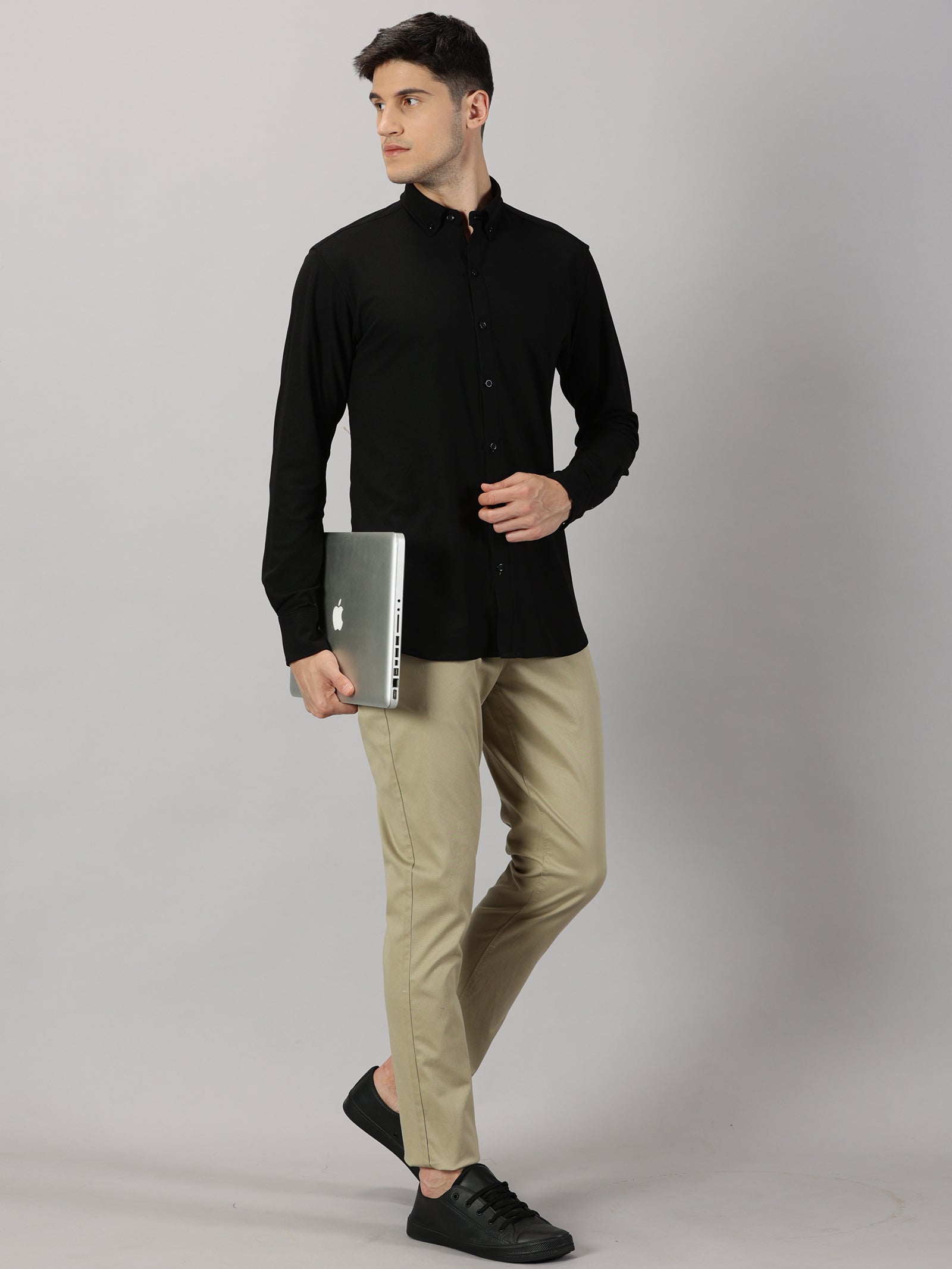 Performance Shirt - Your Everyday Shirt
