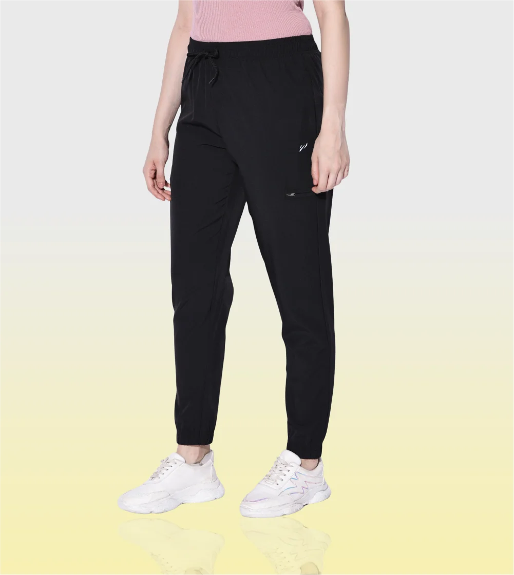 Women Travel Joggers™